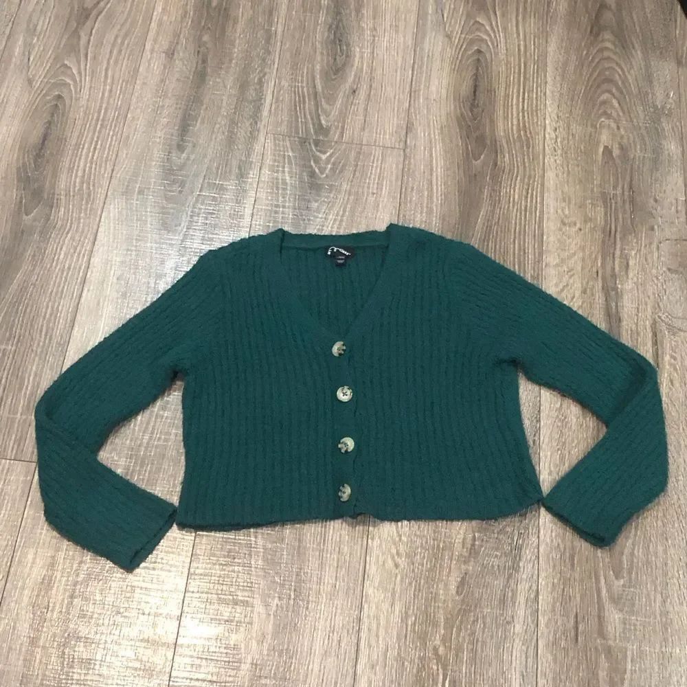 Girls art class Cardigan Size 10-12 Green Button up Cropped Cardigan